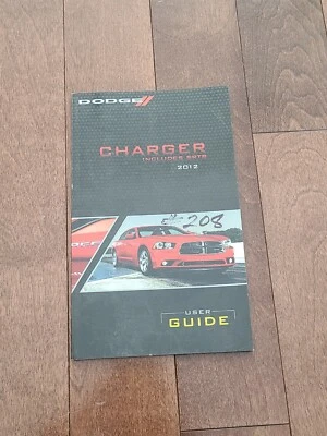 Dodge Charger 2012 guía del usuario, incluye SRT8 Foto 1 de 3