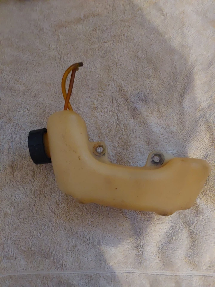 OEM Weed Eater MX550 String Trimmer Gas Tank - Image 1 of 1