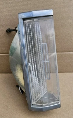 1980 1983 Lincoln Mark VI 6 / Town Car LH Front Turn Signal Park Light Assembly  - Image 1 of 4