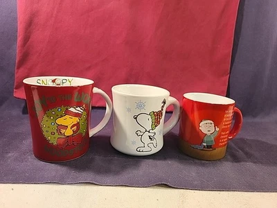 Peanuts Snoppy & Woodstock Christmas Mugs Set of 3 - Image 1 of 4