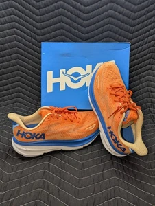 Hoka Clifton 9 Herren Größe 10 2E (weit) Laufschuhe orange blau weiß  - Bild 1 von 12