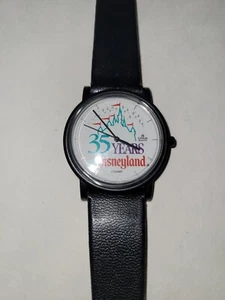 DISNEYLAND 35 YEARS Walt Disney LORUS Vintage Novelty Watch Unused  - Picture 1 of 3