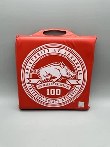 100 Jahre Jubiläum Arkansas Razorbacks Stadium gepolstertes Sitzkissen 13x13x2 USA - Bild 1 von 6