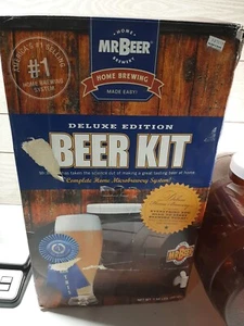 Mr. Beer Deluxe Edition Home Brewing Kit -Fermenter Keg & Bottle Caps ONLY - Picture 1 of 7