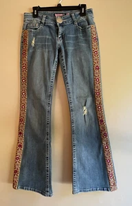 Vintage Y2K Bubblegum Low Rise Flare Jean Sz 5/6 Embroidered Leg Light Wash RARE - Picture 1 of 20