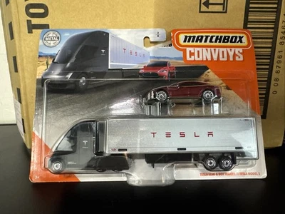 火柴盒 Convoys 系列盒式拖车带 S 型特斯拉 — 第 1/2 张图片