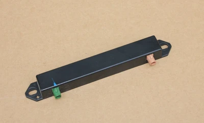 2018 - 2025 CHRYSLER PACIFICA WIFI ANTENNA CONTROL MODULE UNIT OEM 68306857AA - Image 1 of 3