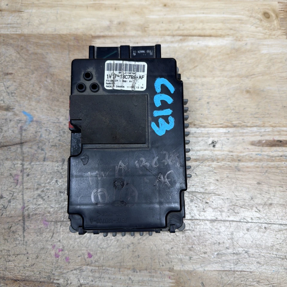 1998-2002 Lincoln Town Car Light Control Module OEM 1W1T-13C788-AF - Image 1 of 4