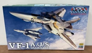 Hasegawa 1/72 Robotech Macross VF-1 A/J/S Valkyrie - New - US Seller - Picture 1 of 6