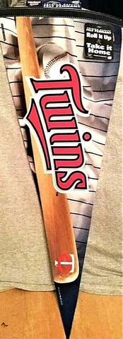 Minnesota Twins Premium Felt Pennant Cover