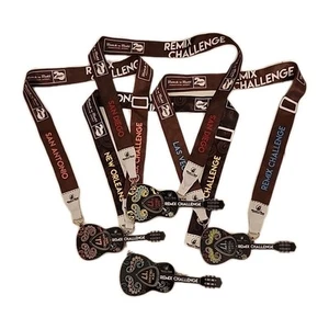 Rock'n'Roll Marathon Serie Medaille Lot 2017 Remix Challenge Gitarre Doppelschlag - Bild 1 von 2