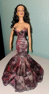 Tonner Tyler Spellbounding Halloween Convención Muñeca con Ooak Sirena Vestido - Imagen 1 de 7
