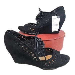 Scarpe eleganti Jaclyn Smith nere scamosciate lacci zip zeppa tacco donna 8 nuove con etichette! - Foto 1 di 11