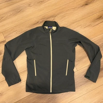 PATAGONIA Men's SM "POLARTEC WINDBLOC" Rip-Stop Stretch Soft Shell Jacket LOGO - Image 1 of 4