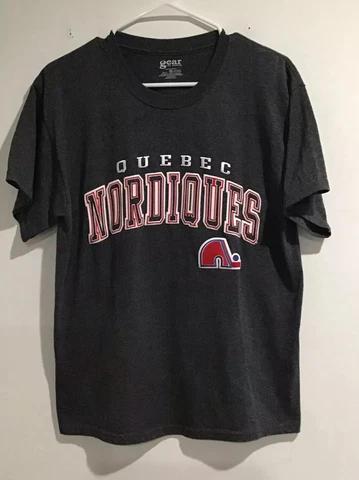 Quebec Nordiques TShirt Women’s Size M Medium Short Sleeve Cover