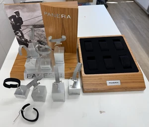 Espositore orologi rivenditore autorizzato Panerai come da foto ottime condizioni! - Foto 1 di 7