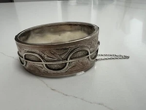 FANTASTIC ANTIQUE STERLING SILVER CUFF BANGLE - AESTHETIC DESIGN - Picture 1 of 17