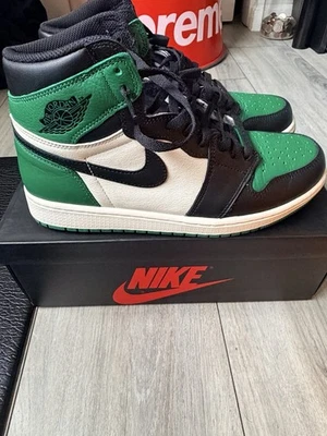 Air Jordan 1 Retro Alto OG Puntera Verde Pino EE. UU. 9,5 (Usado) Foto 1 de 4