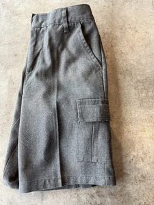 JOHN LEWIS - GREY CARGO SCHOOL SHORTS AGE 9 YEARS, GREAT USED CONDITION - Picture 1 of 6