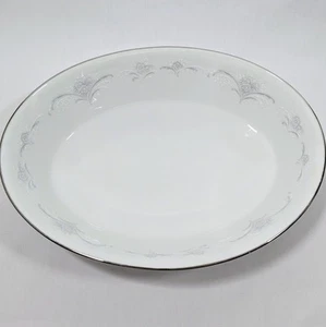 Noritake Casablanca 6842 Oval Vegetable Serving Bowl White Porcelain Platinum - Picture 1 of 7