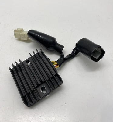 ♻️ Honda Cbr 1000 rr Rr-6 2006 - 2007 Voltage Regulator Rectifier ♻️ - Image 1 of 4