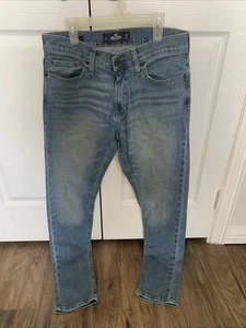 Hollister Medium Wash Blue Skinny Jeans Men 30x32 - Picture 1 of 4