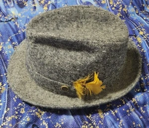 ARISTOCRAT QUALITY GRAY FEDORA HAT SIZE 7 3/8 VINTAGE STYLE SMARTLY FASHIONED!! - Picture 1 of 8