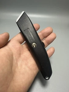 Stanley 10-175 Homeowner's Retractable Blade Utility Knife - Picture 1 of 7