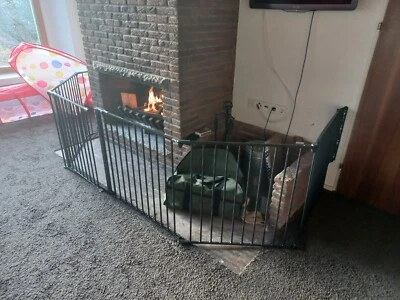 Baby Dan Flex XXL Kaminschutzgitter Raumteiler 90 - 350 cm Schutzgitter schwarz - Bild 1 von 2