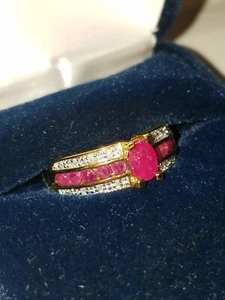 Stunning Danbury Mint Gold Fire and Ice Ruby Red Ring Sz7 - Picture 1 of 12