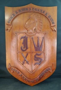Hand-Carved Wood Crest "Once A King..." - Picture 1 of 2