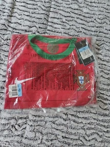 Euro 2012  Portugal Jersey  Men's Medium NWT - Picture 1 of 2