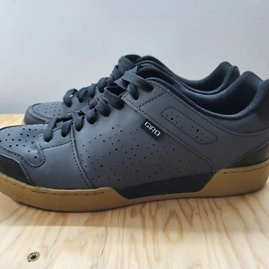 GIRO jacket II mountain bike flat petal mens shoes Size 10.5 - Picture 1 of 11