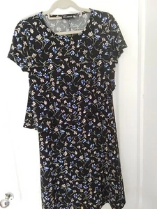 NINA LEONARD BLACK MULTI FLORAL SHORT SLEEVED PEPLUM TOP SWING DRESS. SIZE S - Picture 1 of 6
