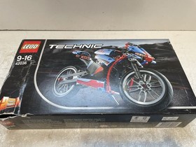 LEGO Technic Street Bike 42036 2-in-1 Motorcycle New Unopened