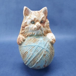 Vintage Cast Iron Cat Kitten With Yarn Ball Doorstop Bookend Shelf Sitter - Picture 1 of 11