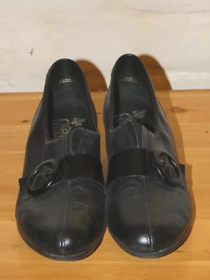 RIEKER ANTISTRESS - BLACK LEATHER SLIP ON SHOES - SIZE 6 /EU 39 - Image 1 of 4