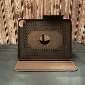 Targus iPad Case - Dimensions 11 Inches By 8.5 Inches- 360 Degrees Of Rotation - Picture 1 of 11