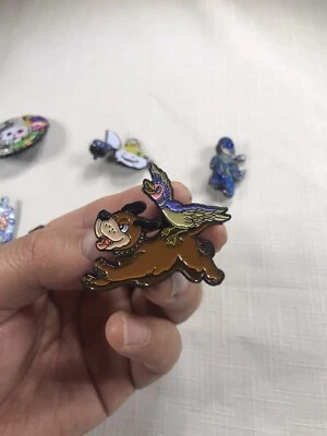 Duck Hunt Pin Base On Nintendo Video Game. - Image 1 of 3