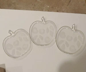 Lot 3 x Apple Shaped Glass Plate Dishes etched design - Picture 1 of 5