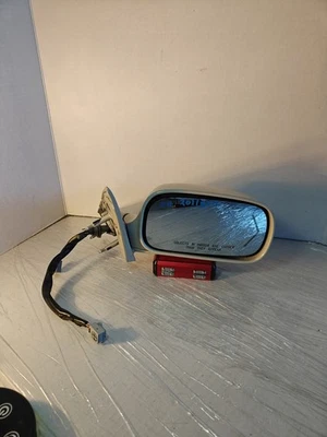 Espejo retrovisor lateral derecho para pasajero Cadillac DTS 2009-2011 con pieza de señal OEM Foto 1 de 4