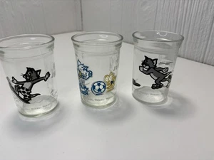3 VINTAGE 1990s TOM AND JERRY WELCH'S 4" JUICE GLASSES, NO CHIPS OR CRACKS - Picture 1 of 18