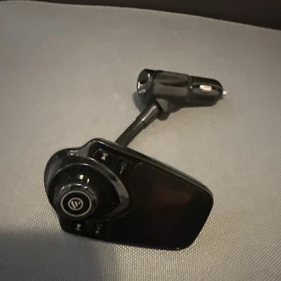 Transmisor FM inalámbrico Bluetooth para automóvil Nulaxy KM18 - negro Foto 1 de 3