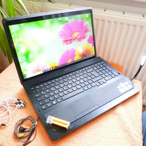 Sony Vaio F24 PREMIUM 16 pulgadas FULLHD Windows 10 SSD 256GB l QUAD i7... - Imagen 1 de 11