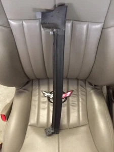 Corvette top C5 1997-04  weatherstrip right side - Picture 1 of 1