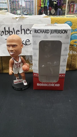 NIB 2009 RICHARD JEFFERSON MILWAUKEE BUCKS BOBBLEHEAD SGA Cover