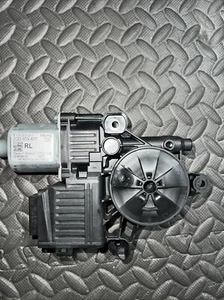 Volkswagen of America 1Q0959702HZ2E - Power Window Motor - Picture 1 of 9