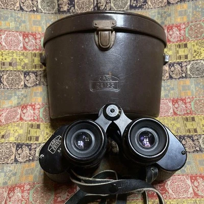 Carl Zeiss 8x30 Binoculars Germany Made With Case Vintage Optics Clear View - Image 1 of 4