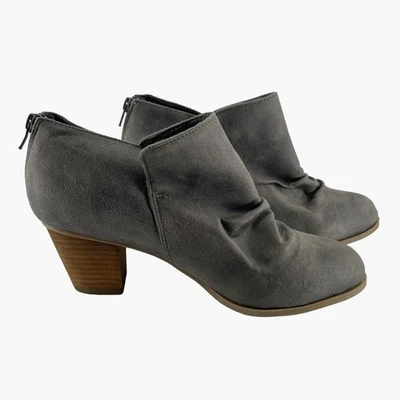 Botín Report Footwear Tacón Clarice Gris Gamuza Talla 8.5 Foto 1 de 4