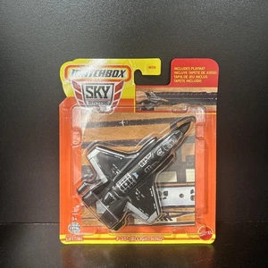 2019 Matchbox Sky Busters Lockheed Martin F-35 B Lightning Jet New Rare - Picture 1 of 3